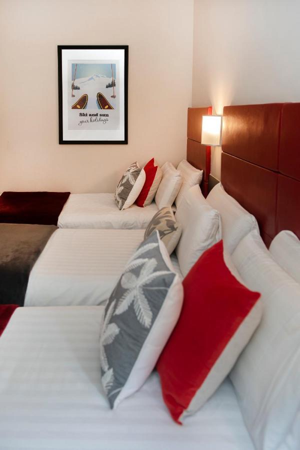 Hotel Palarine Erts Bilik gambar